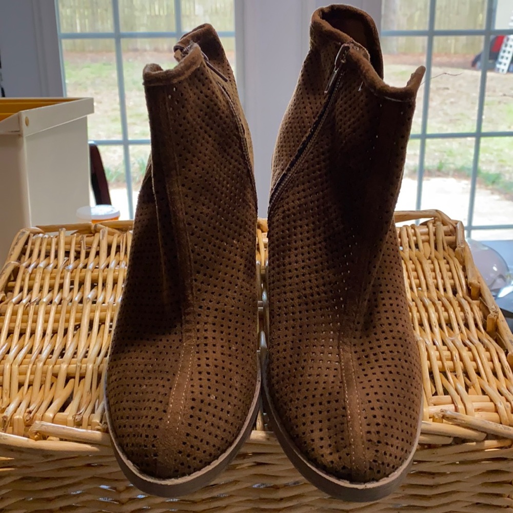 Item 6 Soda ankle boots in EUC.